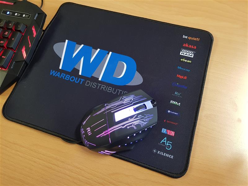 Epsilon muismat 400x450 mm 4mm dik glanzend stoffen bekleding op rubber aan de rand gestikt per 100 stuks - bedrukt met logo naar keuze