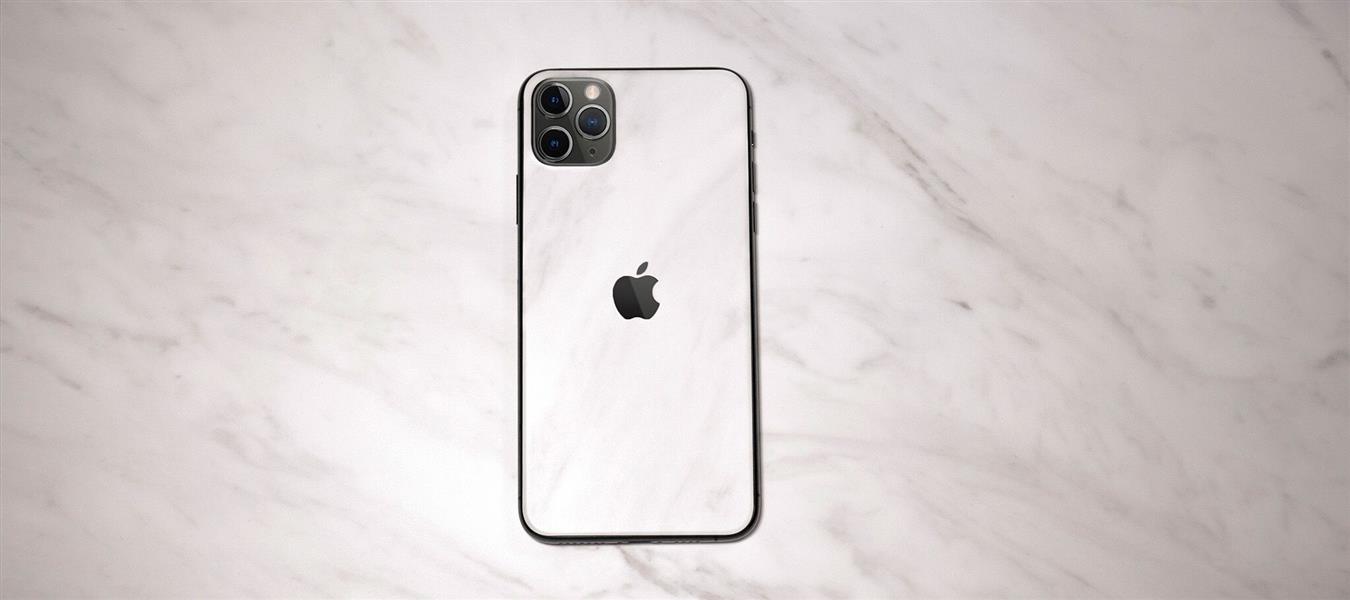 dskinz Smartphone Back Skin for Apple iPhone 11 White Marble