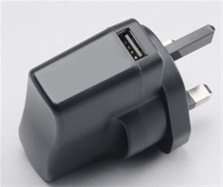 Akasa USB Travel Charger with 4 international easy switch plugs GB EU US AUS *USBAF