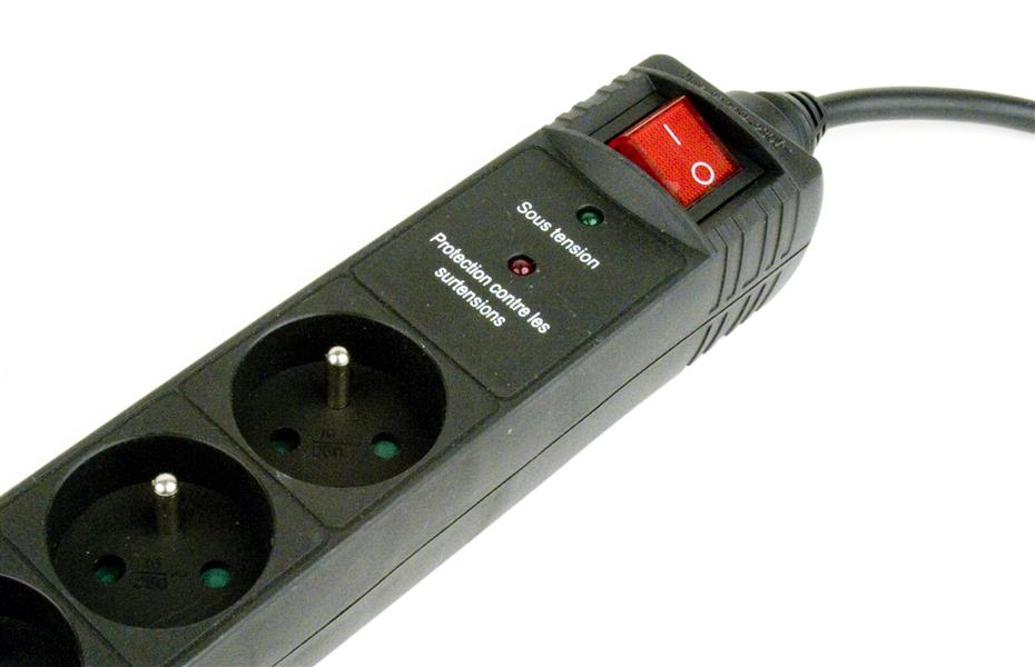 Stekkerdoos met schakelaar 5 voudig FR BE 3 meter zwart